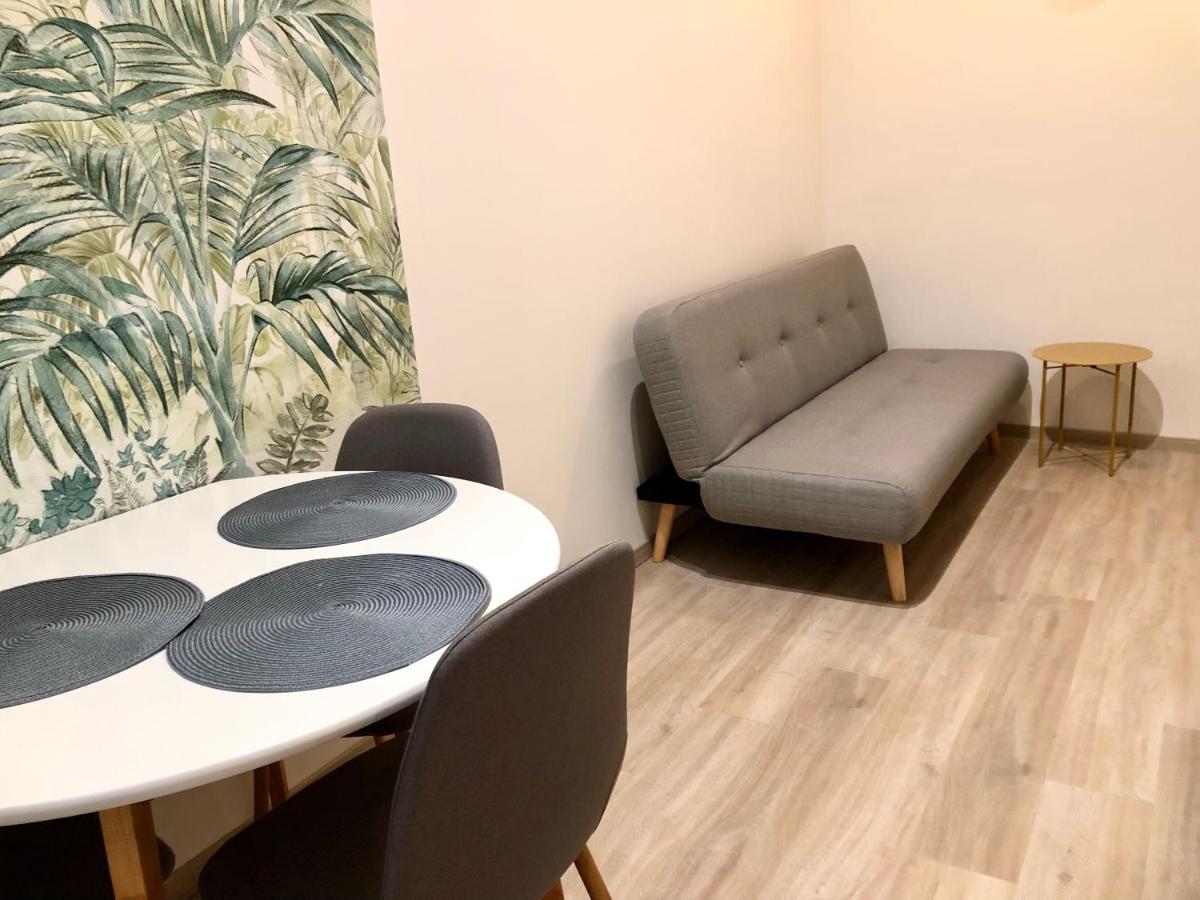 Pau18 Apartments บูดาเปสต์ ภายนอก รูปภาพ